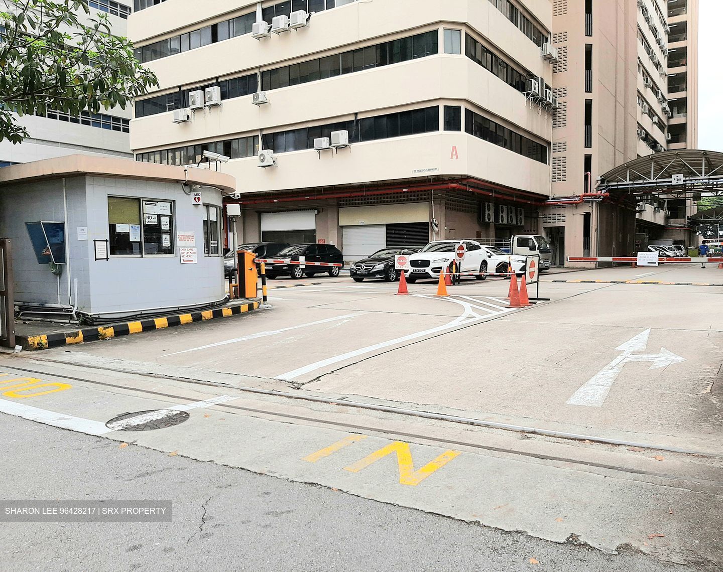 Tong Lee Building Block A (D13), Factory #478957991